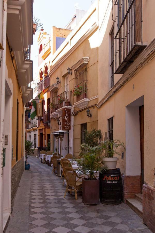 Flamencos Apartamento Con Garage 5 Pax Seville Exterior photo