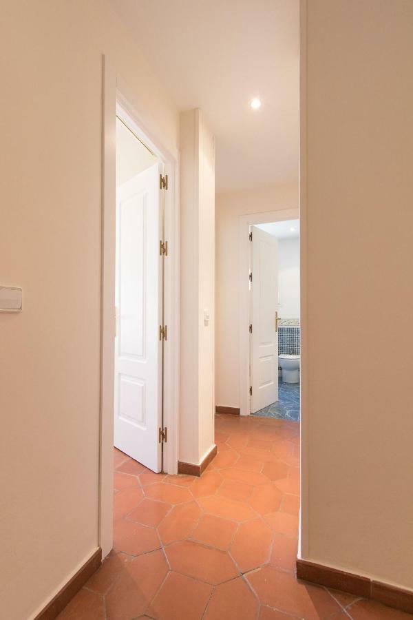 Flamencos Apartamento Con Garage 5 Pax Seville Exterior photo